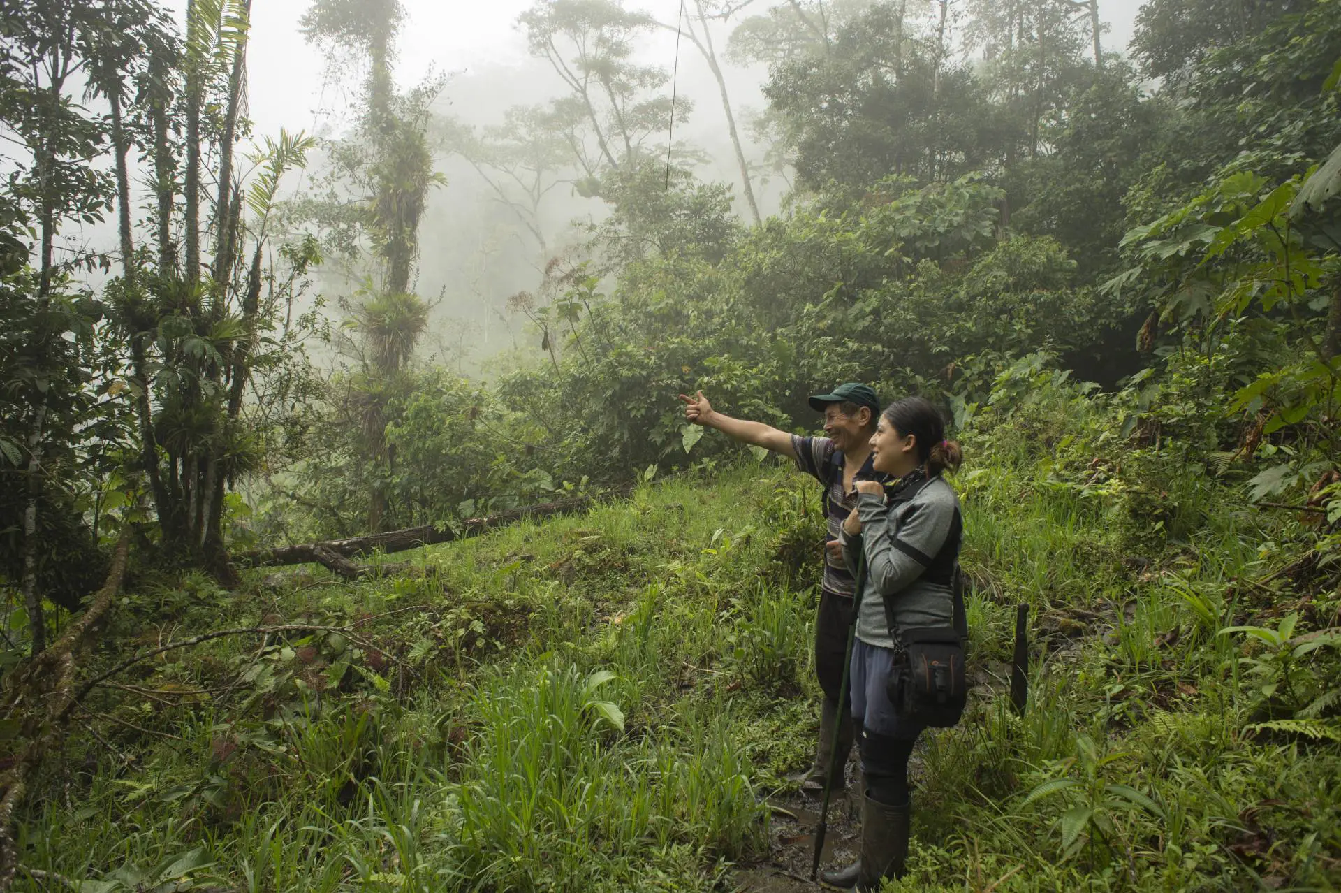 _FRL6481 Conservationists in Santiago, Ecuador.