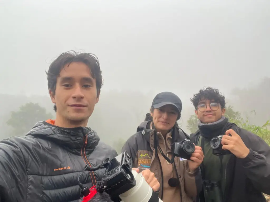 Three birdwatchers in the Chicuate Chinguelas Private Conservation Area 